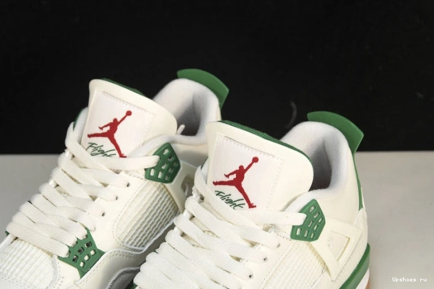   DR5415-103  SB Green Retro Jordan 4 Pine 0121